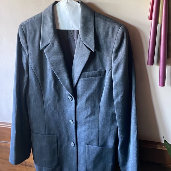 Liz Claiborne 3-button Blazer - Picture 2 of 10